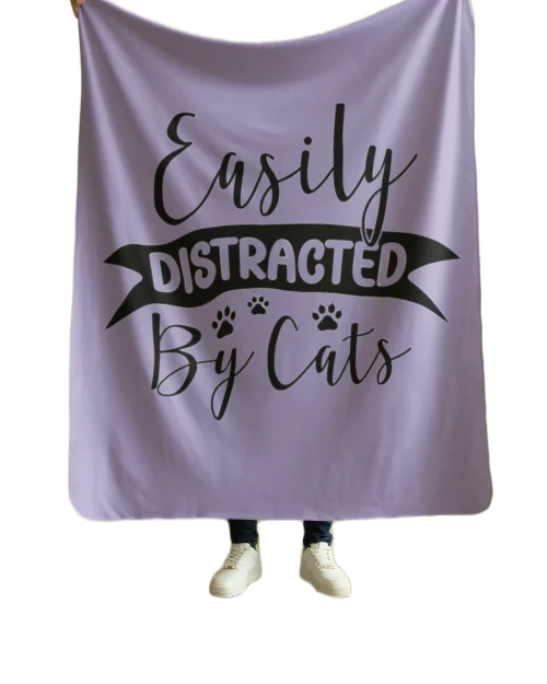 easily distracted by cats blanket